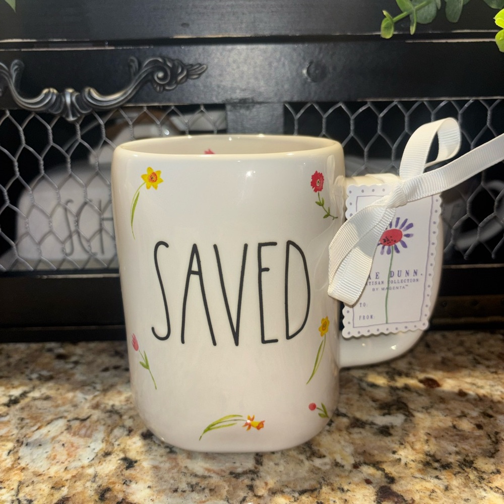 Rae Dunn “SAVED” Mug – New With Tags 🌼